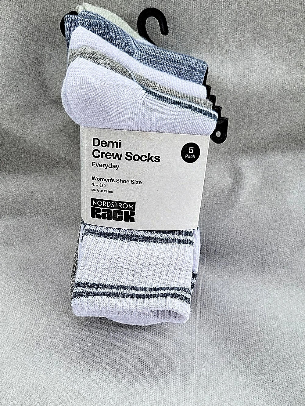 Nordstrom Rack Demi Crew Socks 5-Pack Gray & White